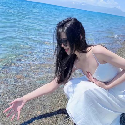 与鹦鹉同住